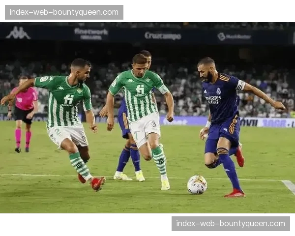 全场结束,里昂1-2不敌马赛,遭遇联赛三连败 全场结束,里昂1-2不敌马赛,遭遇联赛三连败