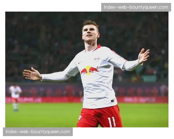 压哨绝平！霍芬海姆在比赛第94分钟由替补球员扳平比分